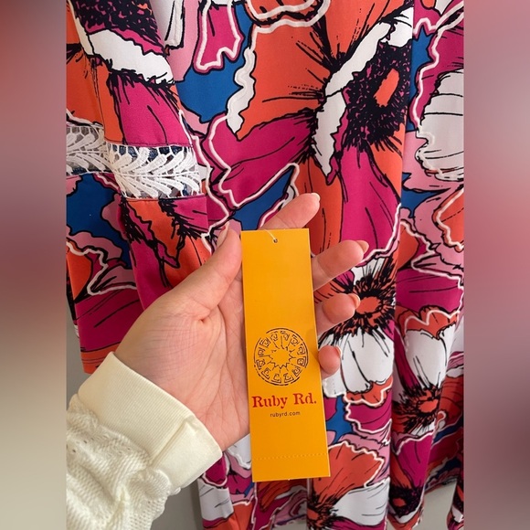 NWT Ruby Rd Colorful Printed Dress with long Bell Sleeves - Picture 6 of 7